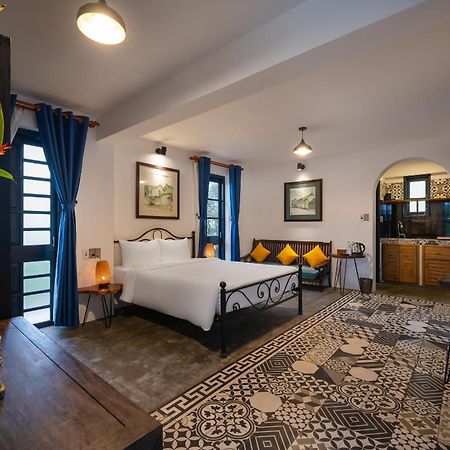 Calm House 3 Boutique Hotel ホイアン エクステリア 写真